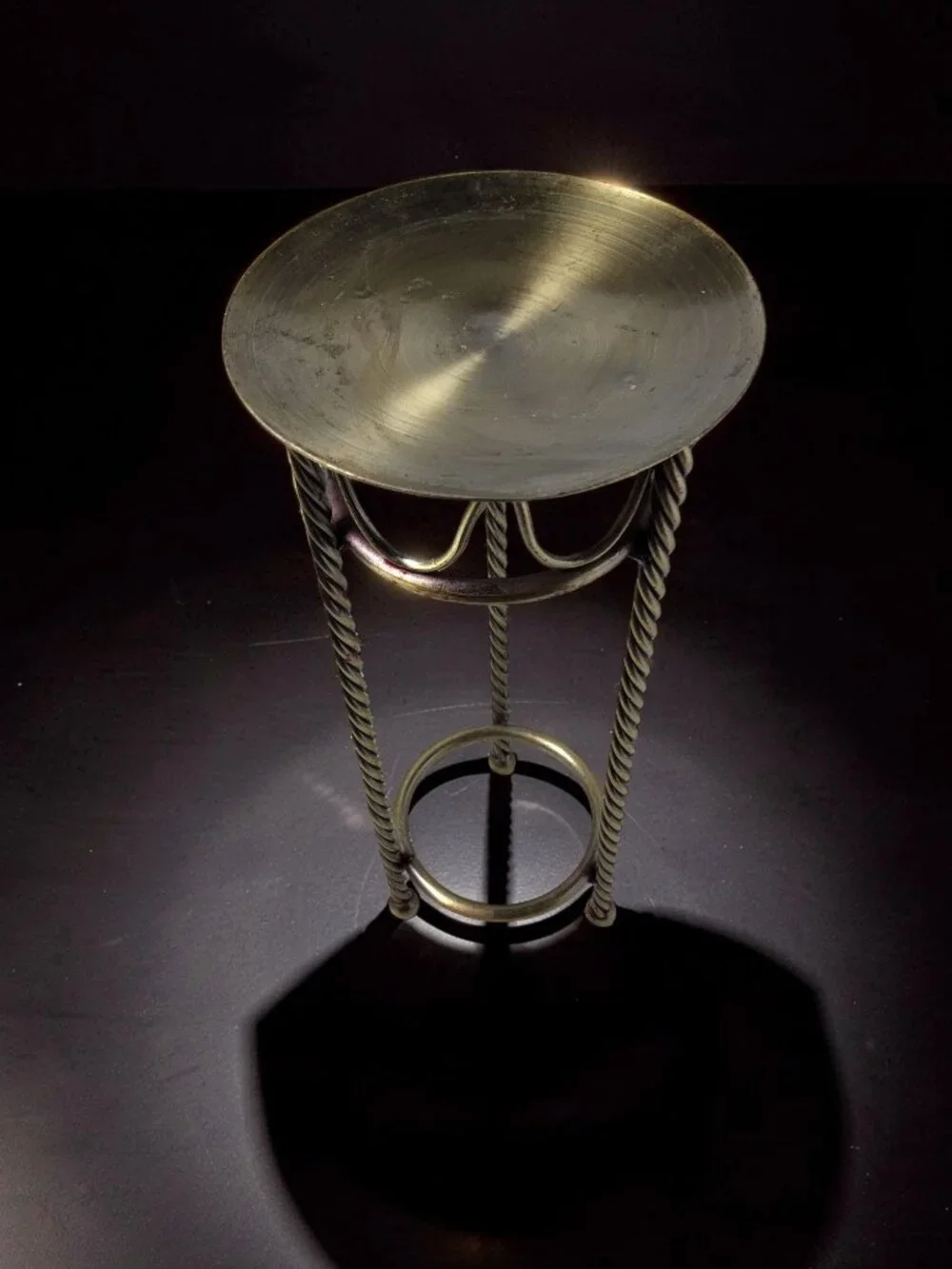 Vintage Twisted Legs Design Metal plant stand or pillar candle holder